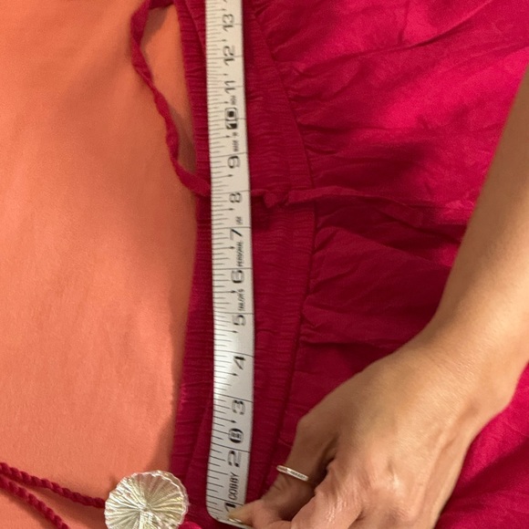 Women Indian Traditional dress hot pink and golden work - Picture 4 of 9